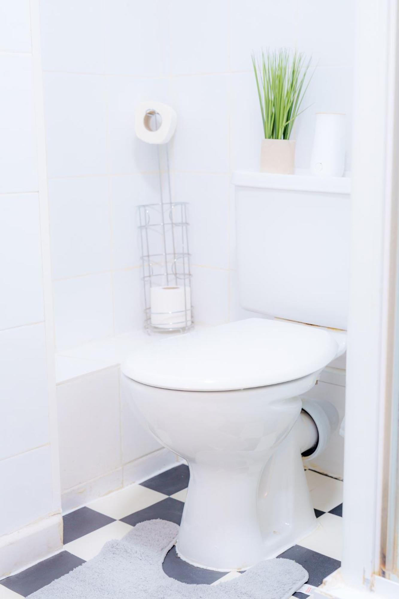 Spacious 2bd 2baths In *